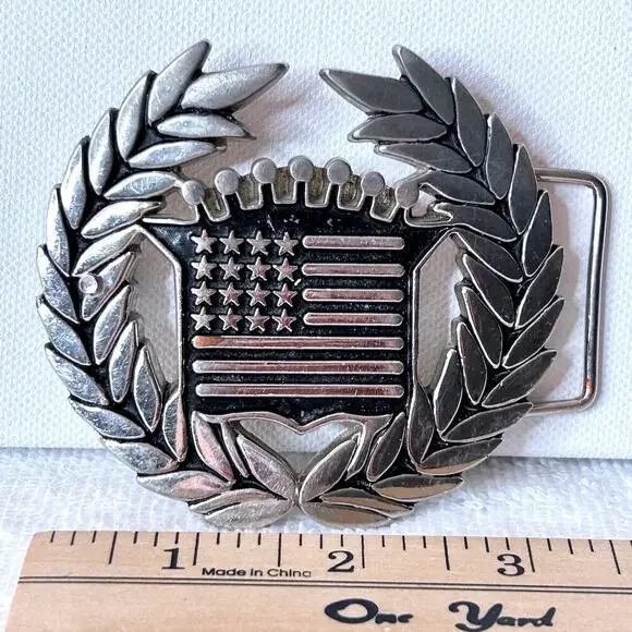 70s Famous Stars and Straps 8387 Crowned US Flag Framed Laurel Belt Buckle EUC - Picture 2 of 7